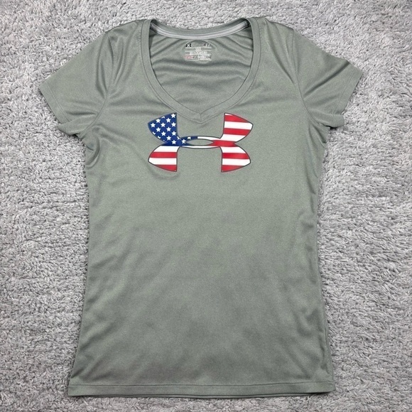 Under Armour Shirt Womens Small Loose Vneck American Flag Patriotic Activewear - Picture 1 of 4